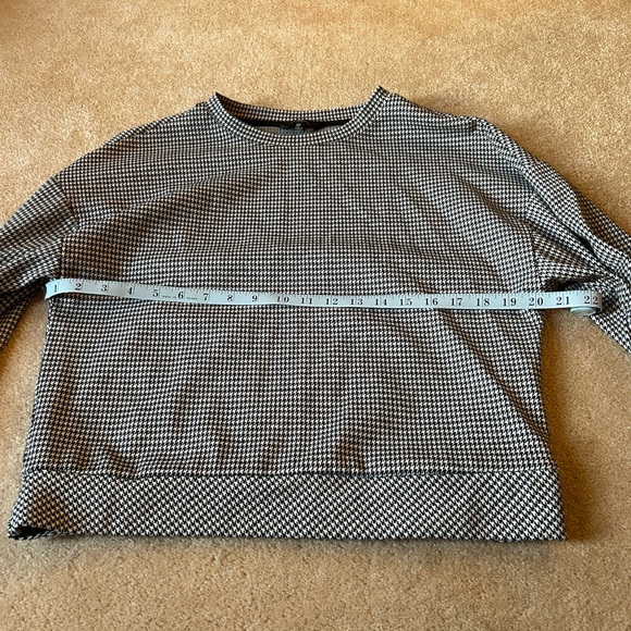 Jules & Leopold Houndstooth Sweater - Picture 2 of 4